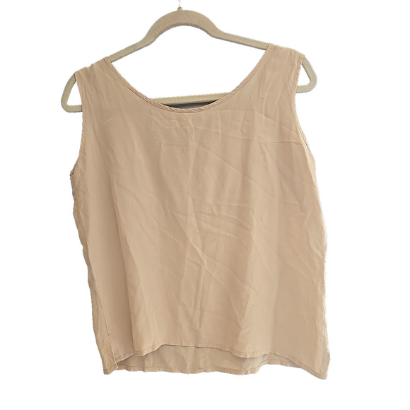 Vivinne X New York Tan 100% Silk Scoop Neck Sleeveless Tank Top Womans Medium - Picture 2 of 4